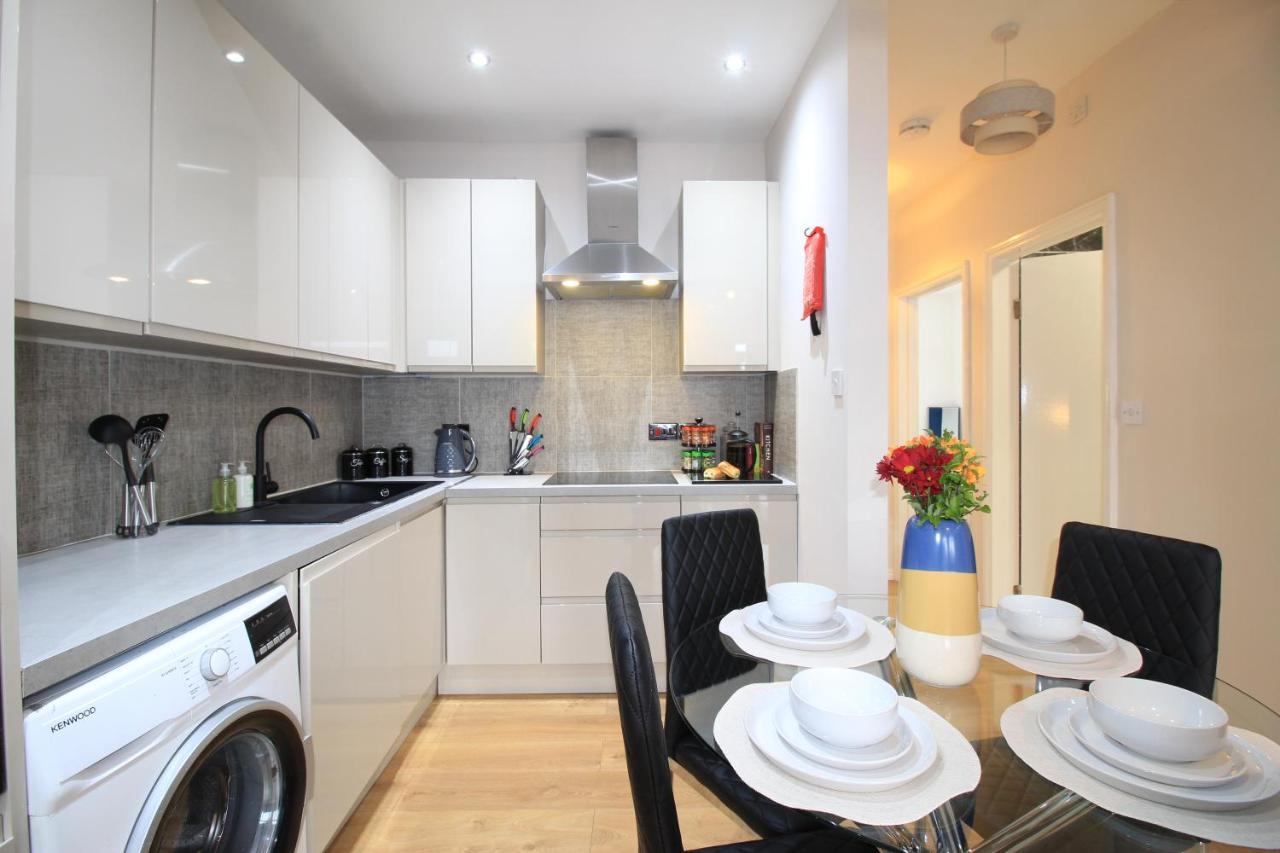 City Centre Gem In Southend Near The Beach, Station And Parking Apartment Exterior photo