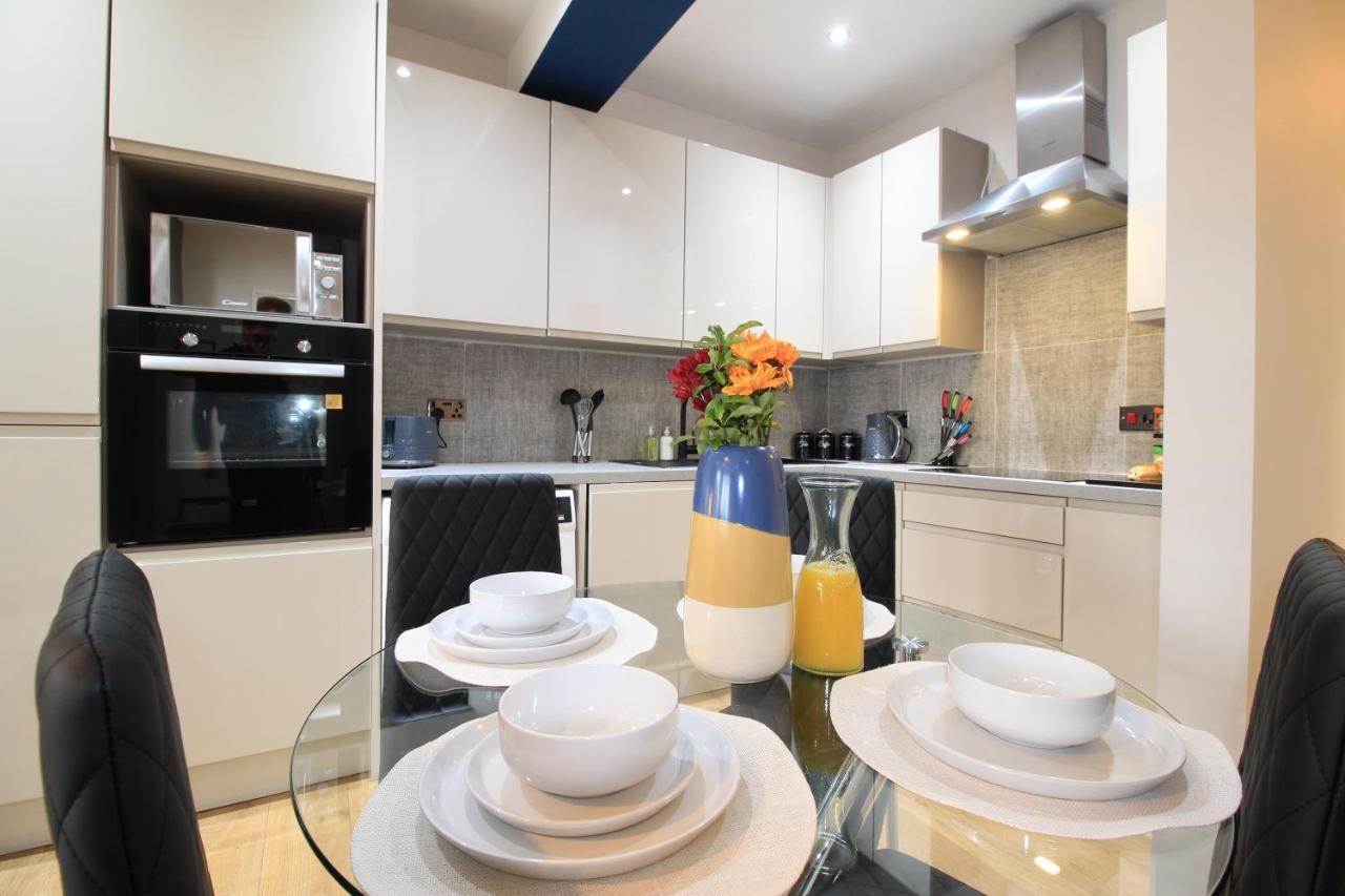City Centre Gem In Southend Near The Beach, Station And Parking Apartment Exterior photo