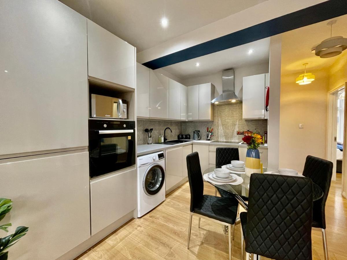 City Centre Gem In Southend Near The Beach, Station And Parking Apartment Exterior photo