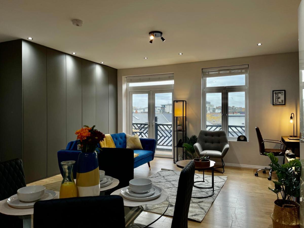 City Centre Gem In Southend Near The Beach, Station And Parking Apartment Exterior photo